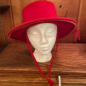 Vintage Lilli of California Red Hat